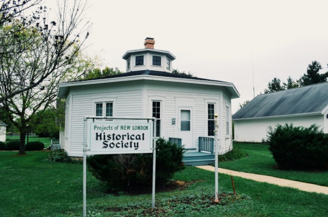 Located at Memorial Park, New London has a historic village with buildings from historic sites, including an old railroad line, Edison factory and a small church.