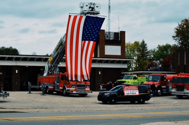 The city has a volunteer fire department that is located near city hall and the police department.
